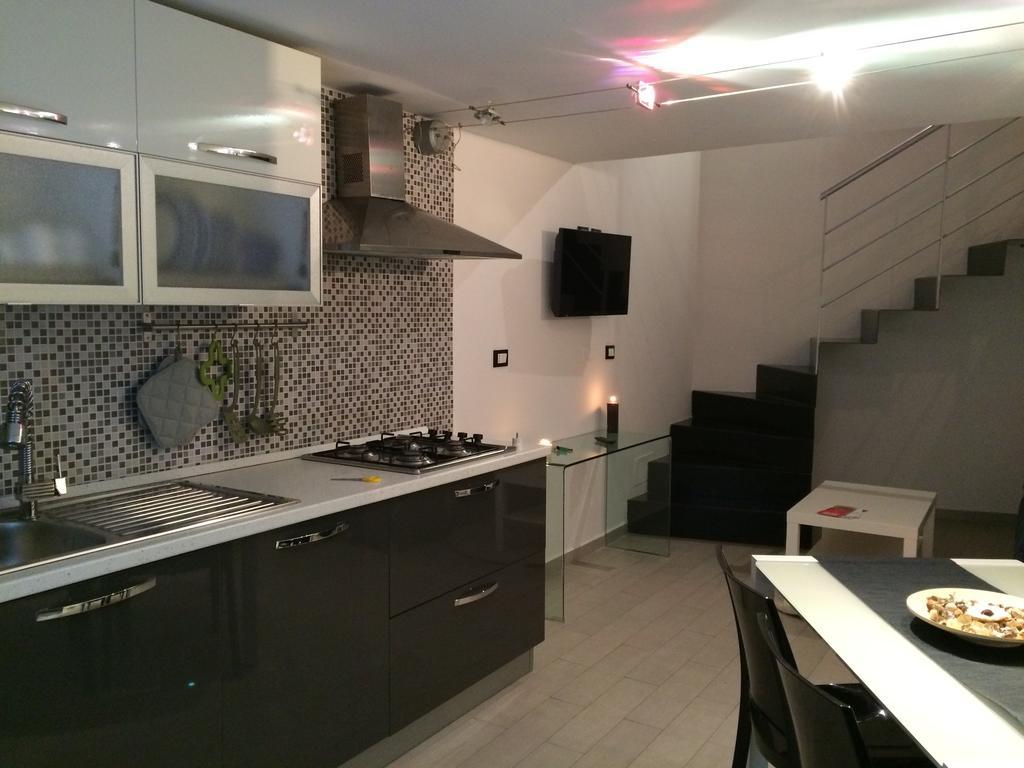Corsovittorio111 Apartman Palermo Kültér fotó