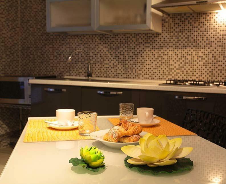 Corsovittorio111 Apartman Palermo Kültér fotó